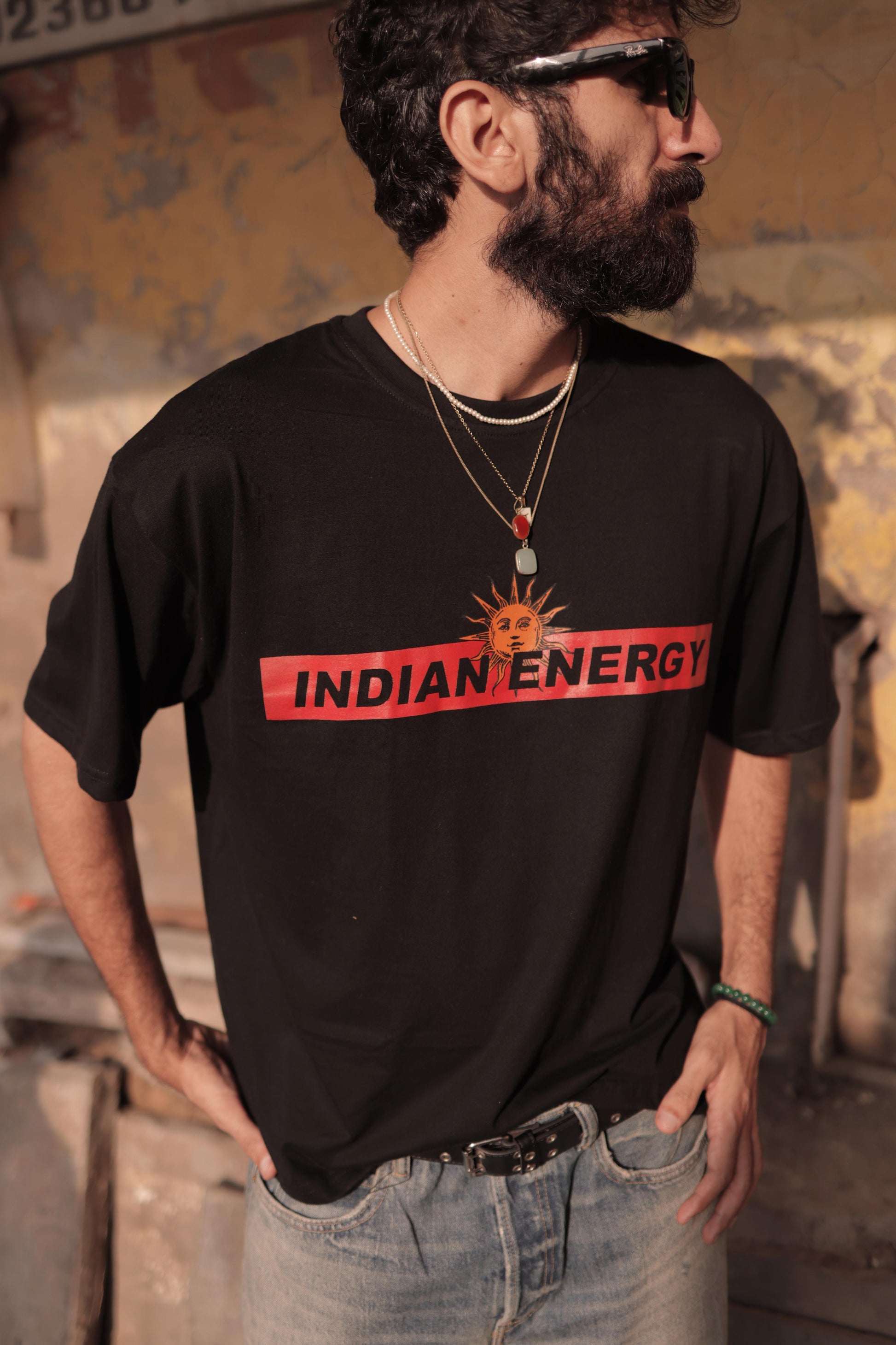 INDIAN ENERGY BLACK HALF SLEEVE TEESHIRT